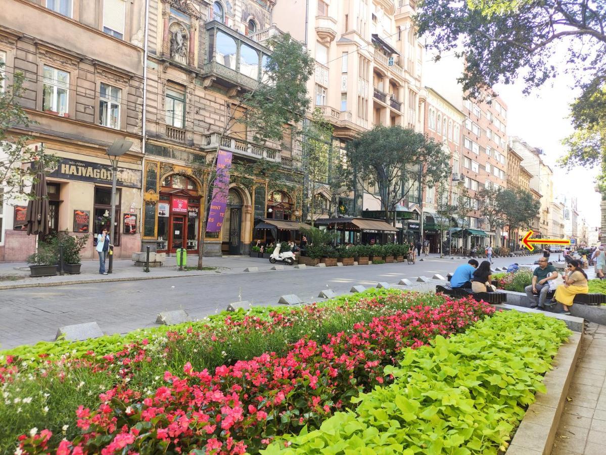 Broadway City Center, Fully Equipped, 4 Person Budapest Bagian luar foto