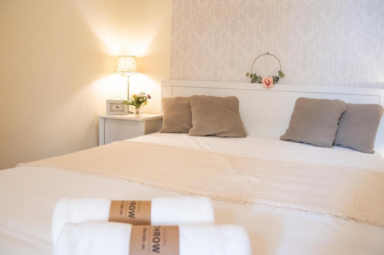 Broadway City Center, Fully Equipped, 4 Person Budapest Bagian luar foto
