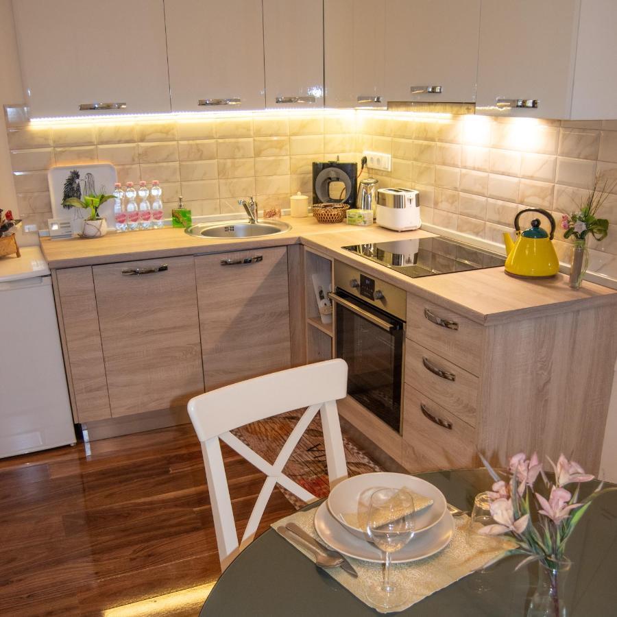 Broadway City Center, Fully Equipped, 4 Person Budapest Bagian luar foto
